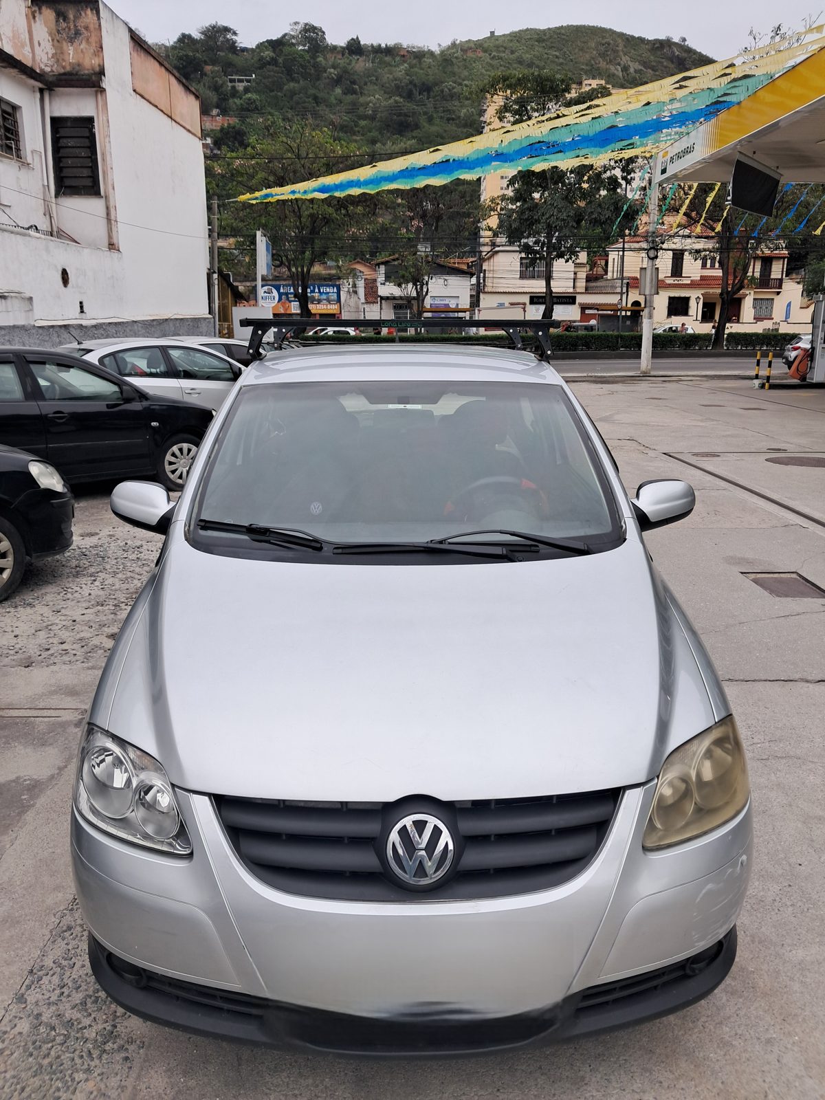 Foto 1 de 6 do VW - VolksWagen Fox 1.0 Mi Total Flex 8V 3p 2008