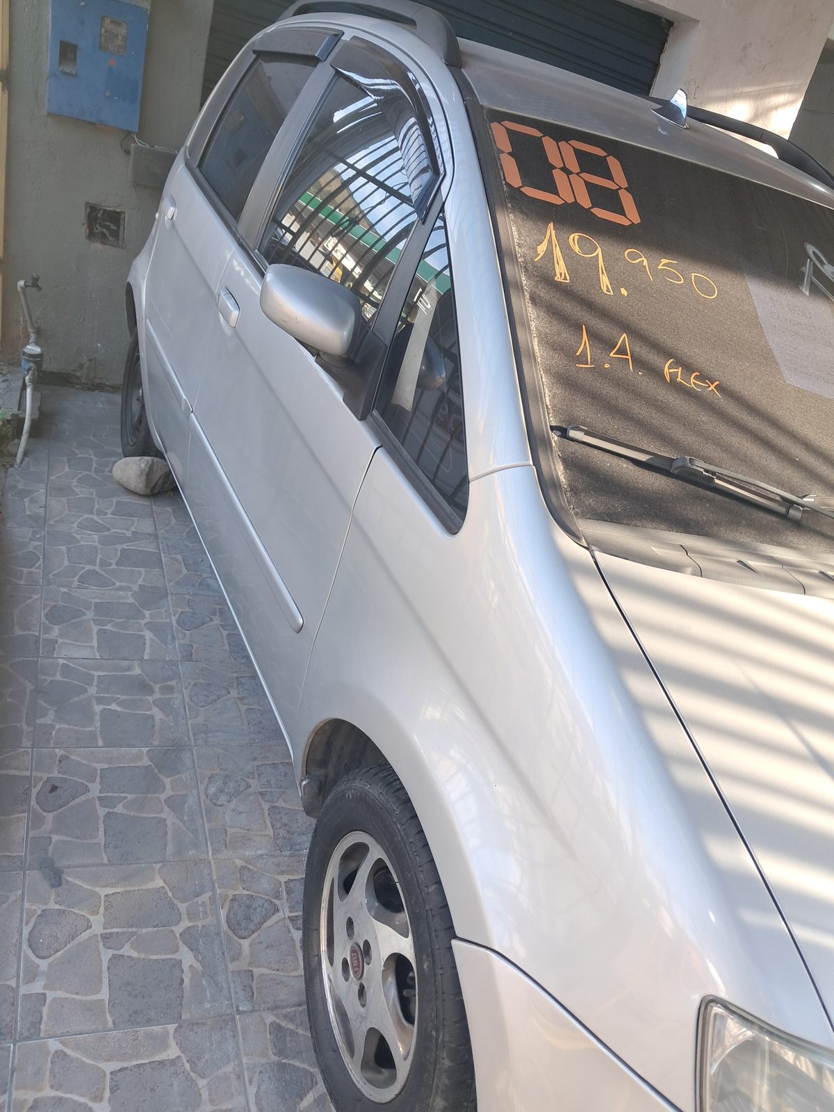 Foto 1 de 3 do Fiat Idea ELX 1.4 mpi Fire Flex 8V 5p 2008