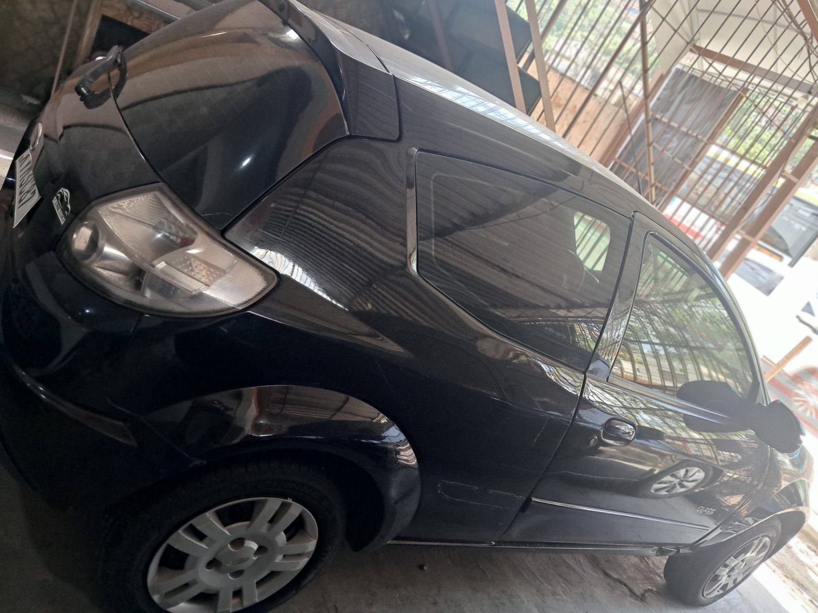 Foto 1 de 4 do Ford Ka 1.0 8V/1.0 8V ST Flex 3p 2012